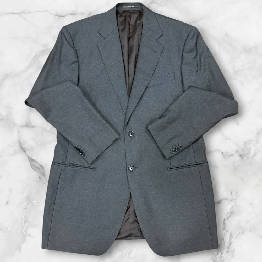 Lubiam L.B.M. 1911 suit jacket made with fabric from Ermenegildo Zegna Wool